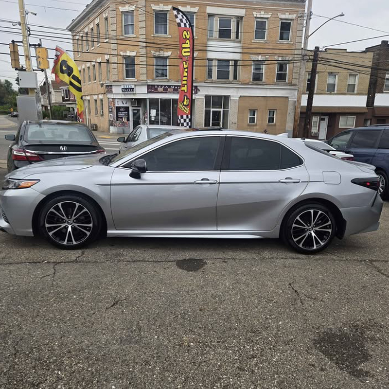 2019 Toyota Camry SE
