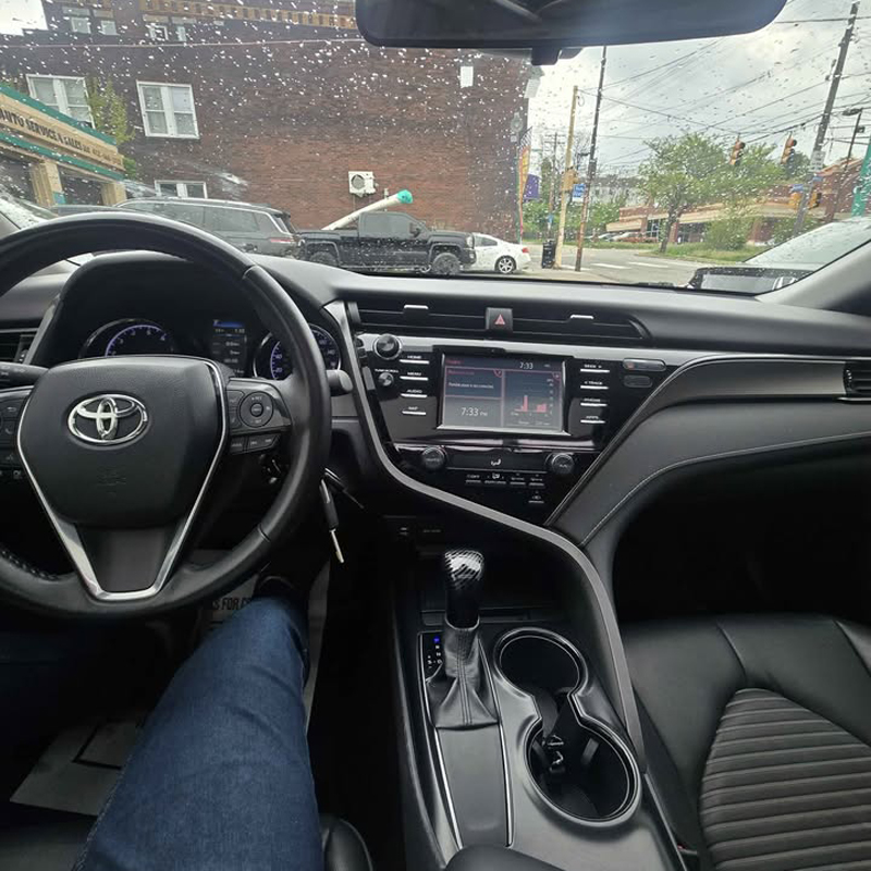 2019 Toyota Camry SE