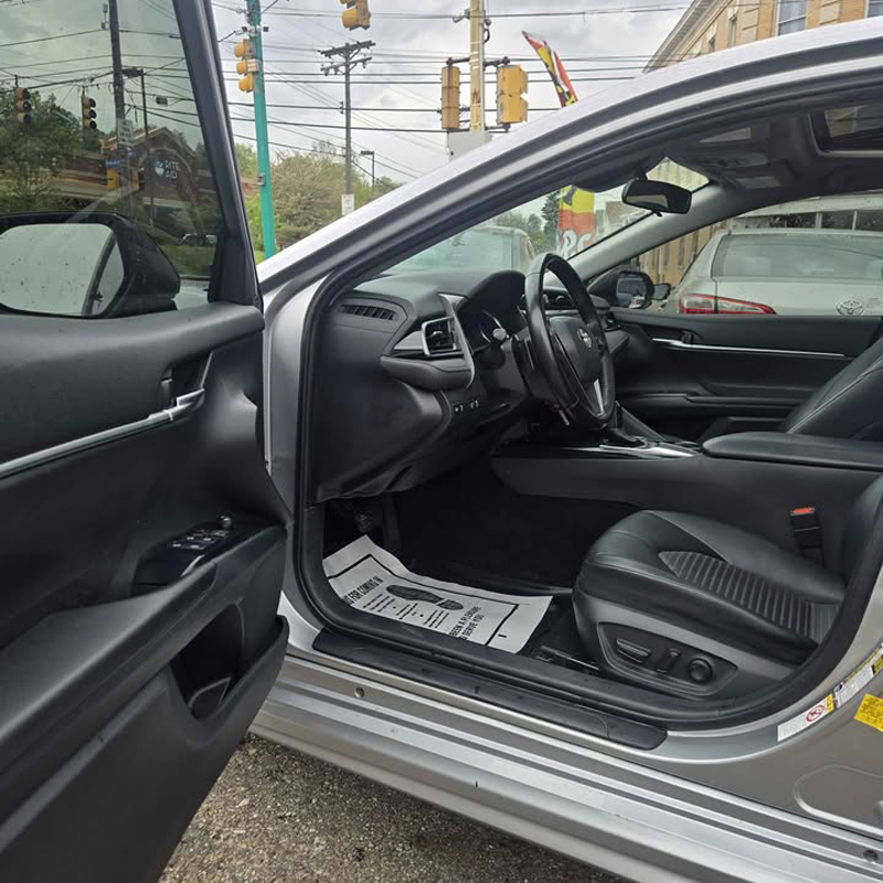 2019 Toyota Camry SE