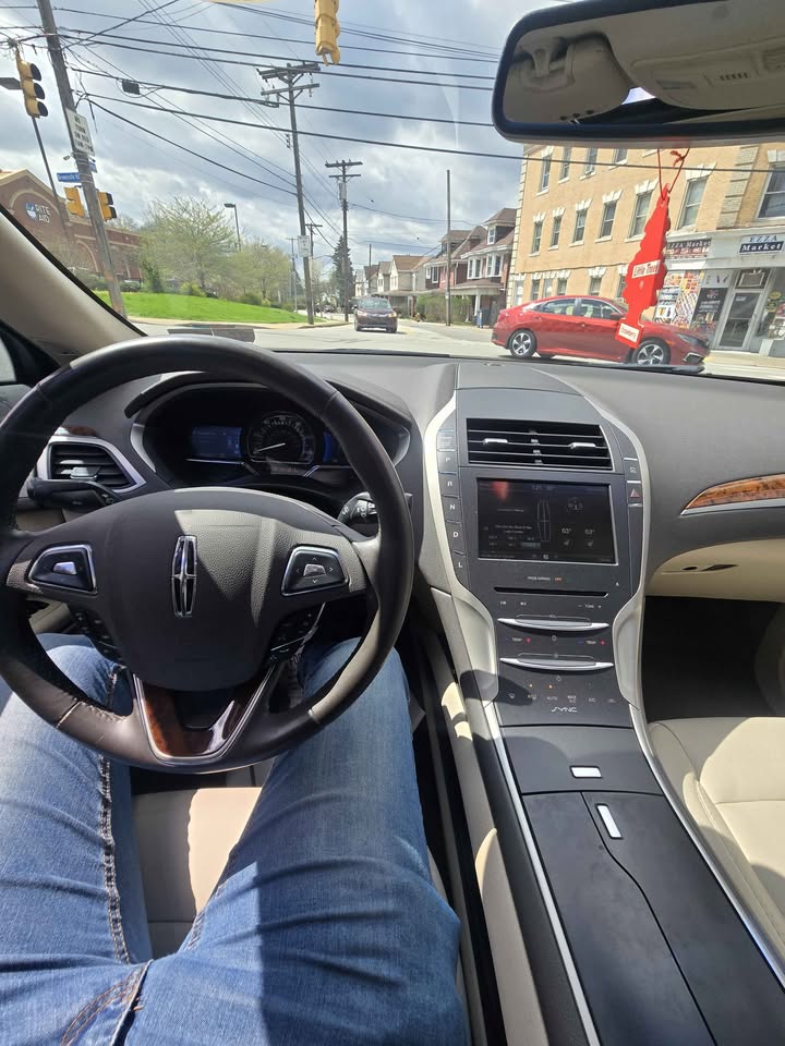 2016 Lincoln MKZ Hybrid