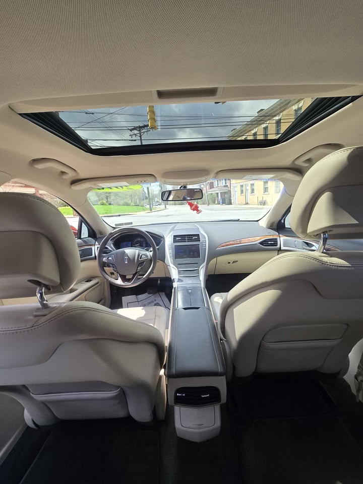 2016 Lincoln MKZ Hybrid