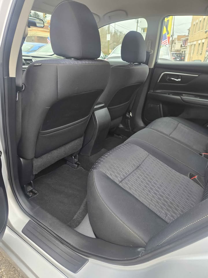 2017 Nissan Altima SV