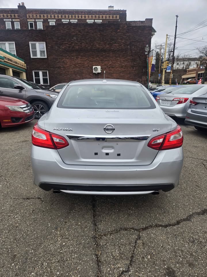 2017 Nissan Altima SV