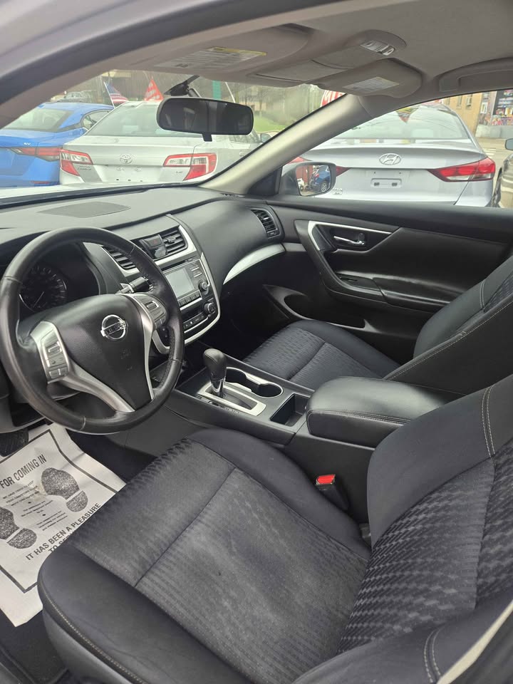 2017 Nissan Altima SV