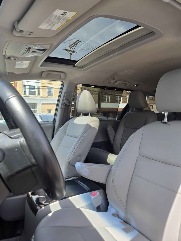 2016 Toyota Sienna