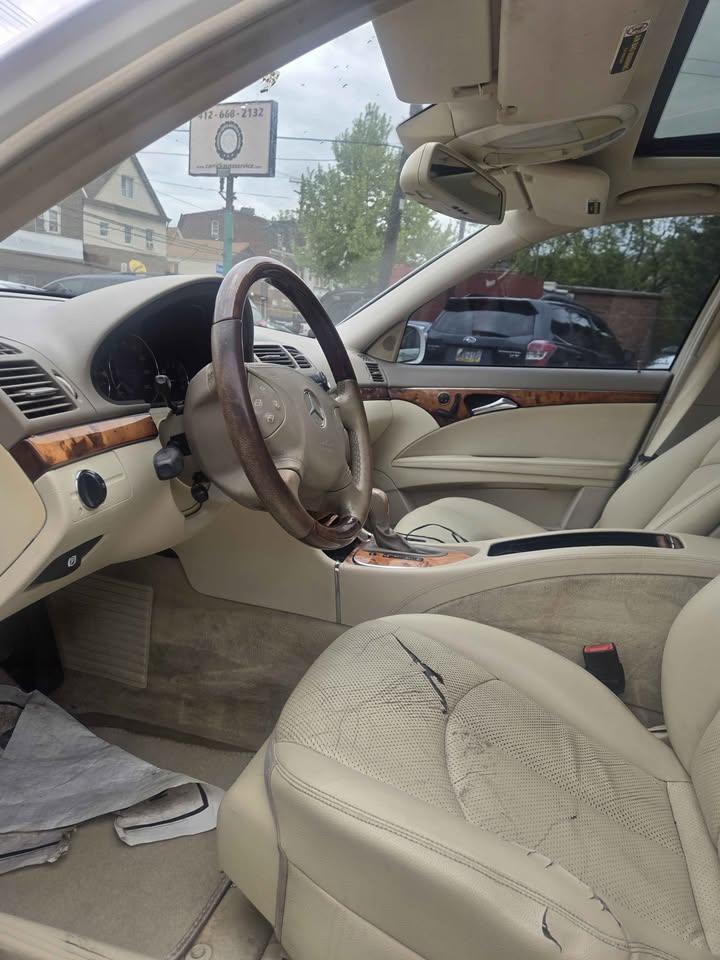 2005 Mercedes-Benz E320
