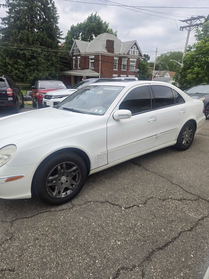 2005 Mercedes-Benz E320