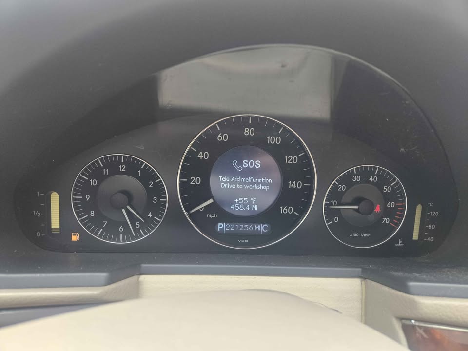 2005 Mercedes-Benz E320