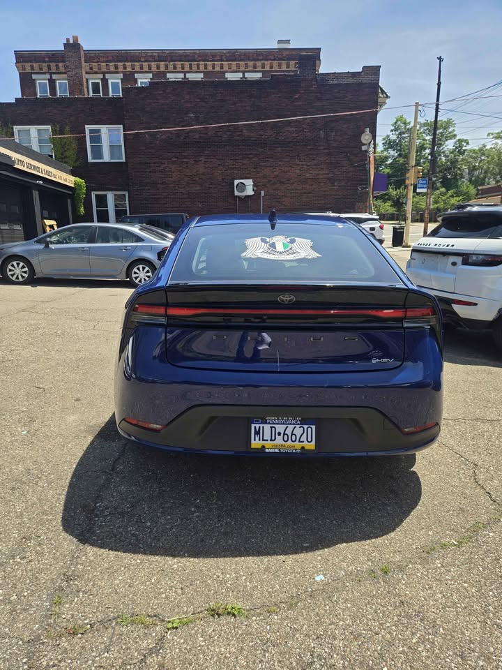2024 Toyota Prius Hybrid LE