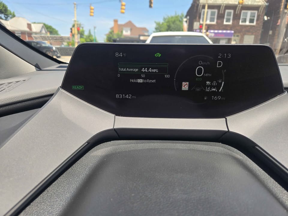 2024 Toyota Prius Hybrid LE