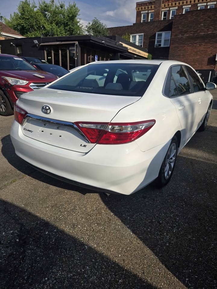 2015 Toyota Camry LE