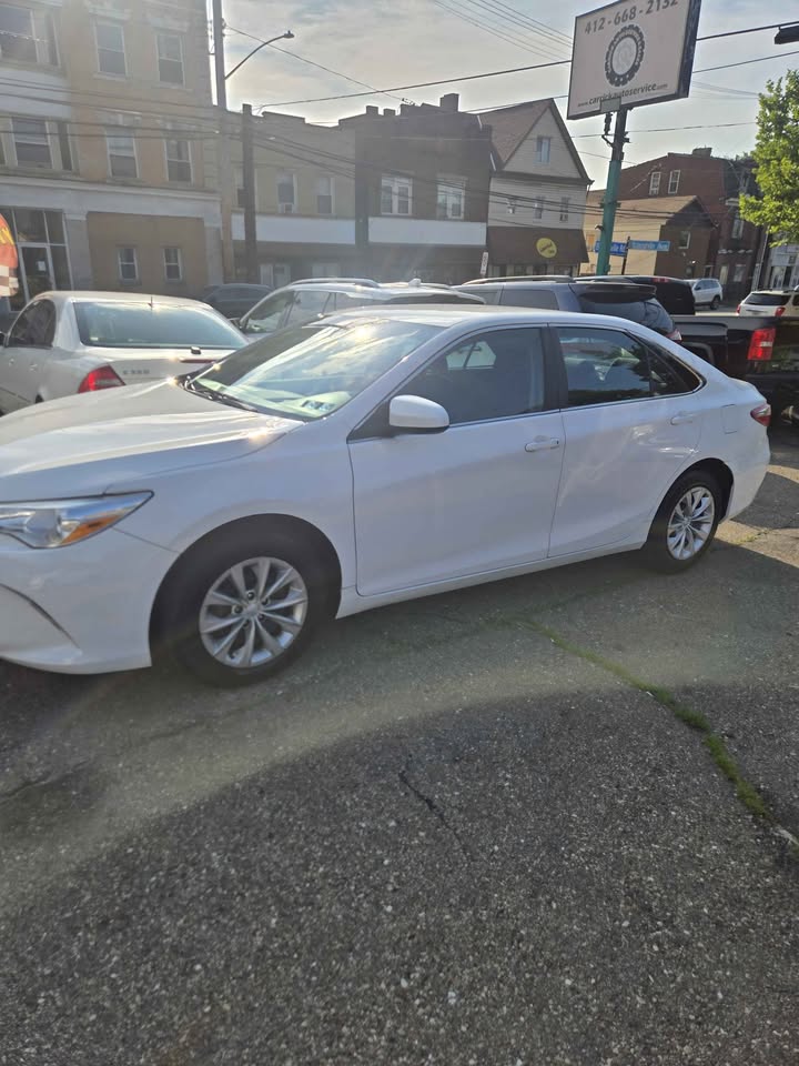 2015 Toyota Camry LE