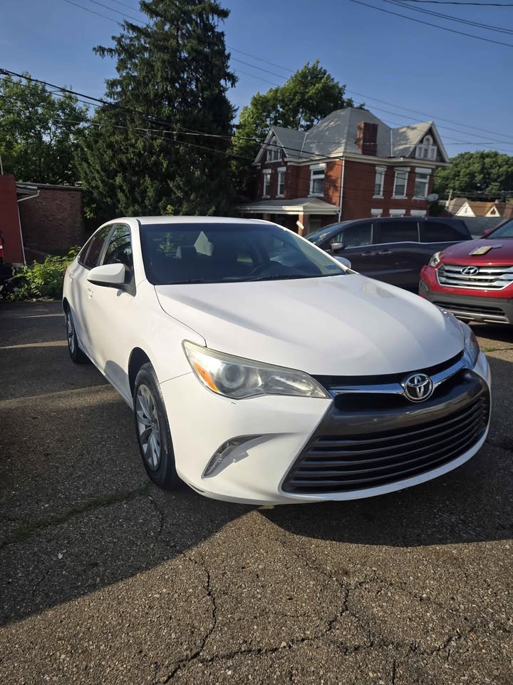 2015 Toyota Camry LE